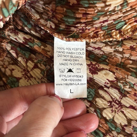 Adorable floral peplum top square neck with puff sleeves Sz L - Picture 4 of 6